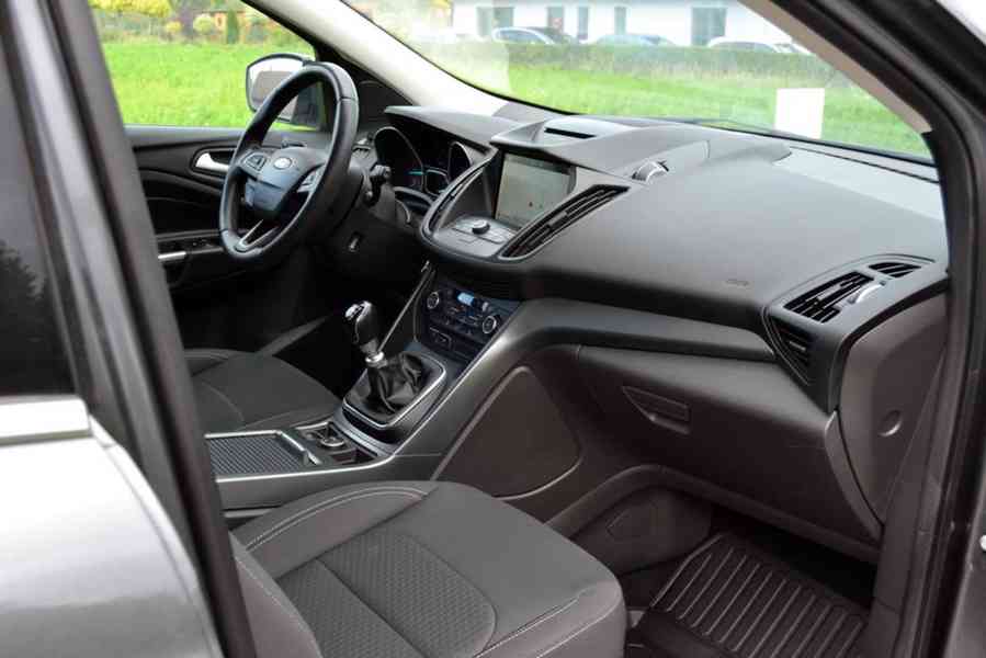 Ford Kuga 2.0 TDCi 110kW Cool&Connect 4x4 - foto 13