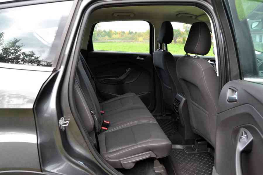 Ford Kuga 2.0 TDCi 110kW Cool&Connect 4x4 - foto 12