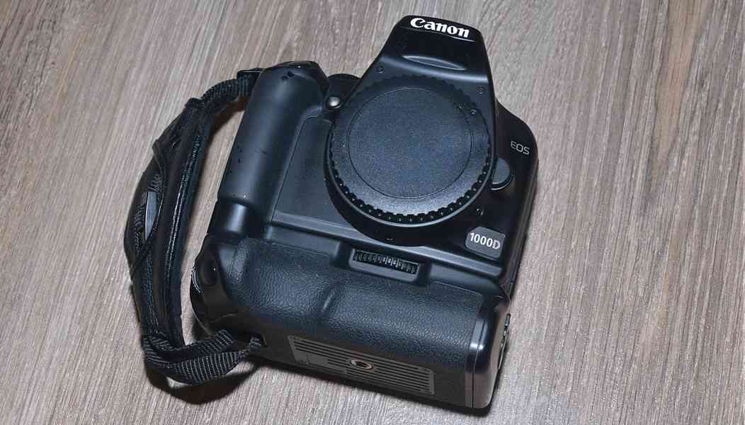 Canon EOS 1000D **APS-C CMOS battery grip 6300 Exp - foto 3