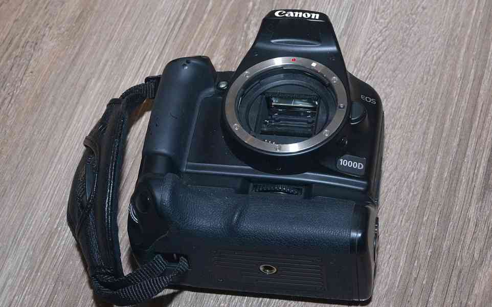 Canon EOS 1000D **APS-C CMOS battery grip 6300 Exp - foto 7