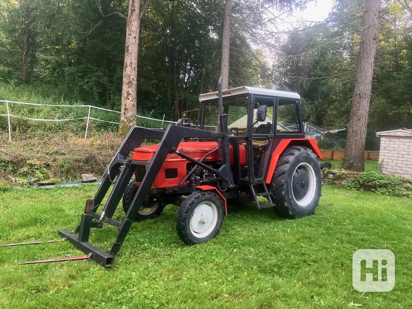 Traktor Zetor 5511 - foto 1