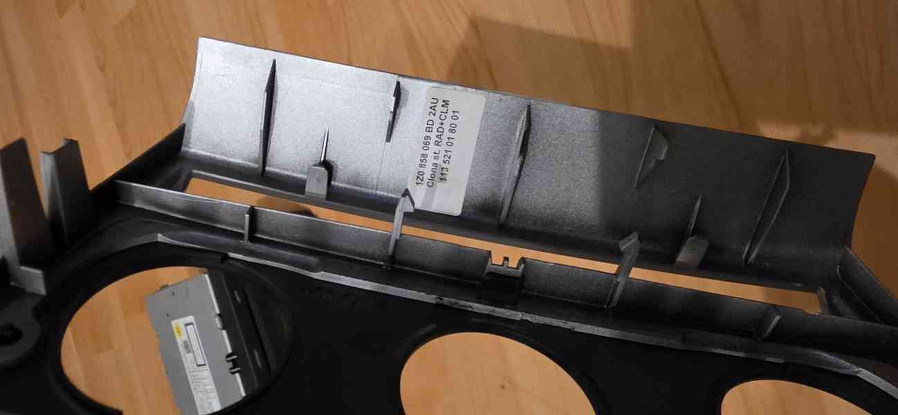 Autoradio + ramecek oktavia II - foto 5