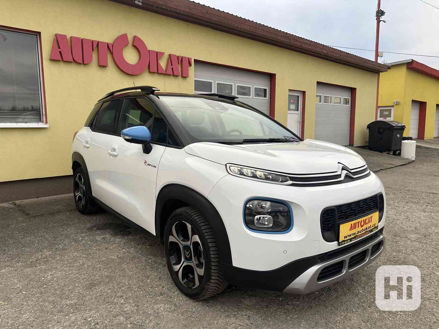 Citroën C3 Aircross 1.2i 81kW/Rip Curl/1MAJ/NAVI - foto 1
