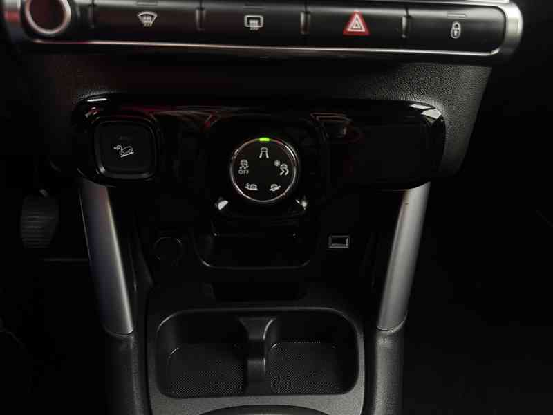 Citroën C3 Aircross 1.2i 81kW/Rip Curl/1MAJ/NAVI - foto 42