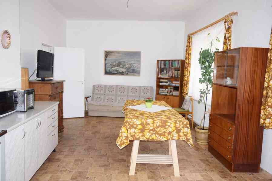 Prodej rodinného domu v centru Dvora Králové n.L. - foto 5