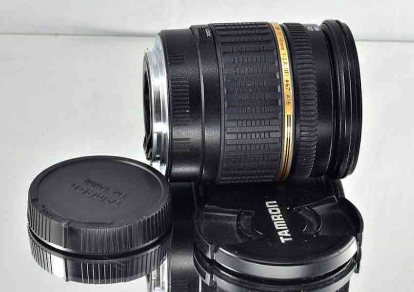 pro Canon -TAMRON SP 17-50mm 1:2.8 DiII ASPHERICAL