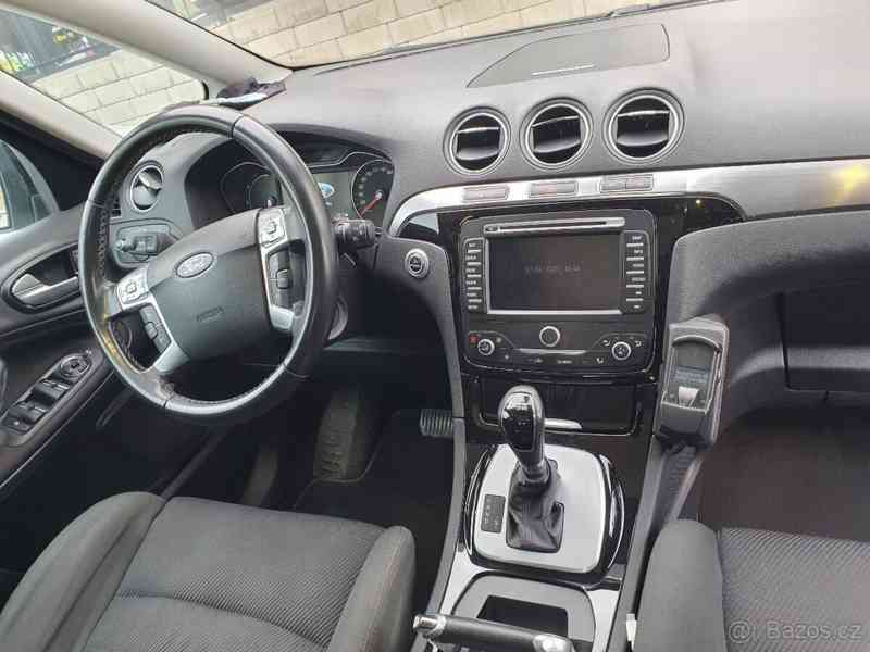 Ford S-MAX Titanium - foto 9