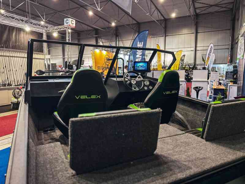 NOVÁ motor. loď Velex 535 + Mercury F 60 - foto 2