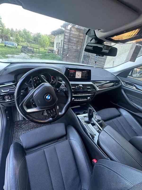 BMW Řada 5 3,0   G31 Sport Line — 195 kW — Adap - foto 5