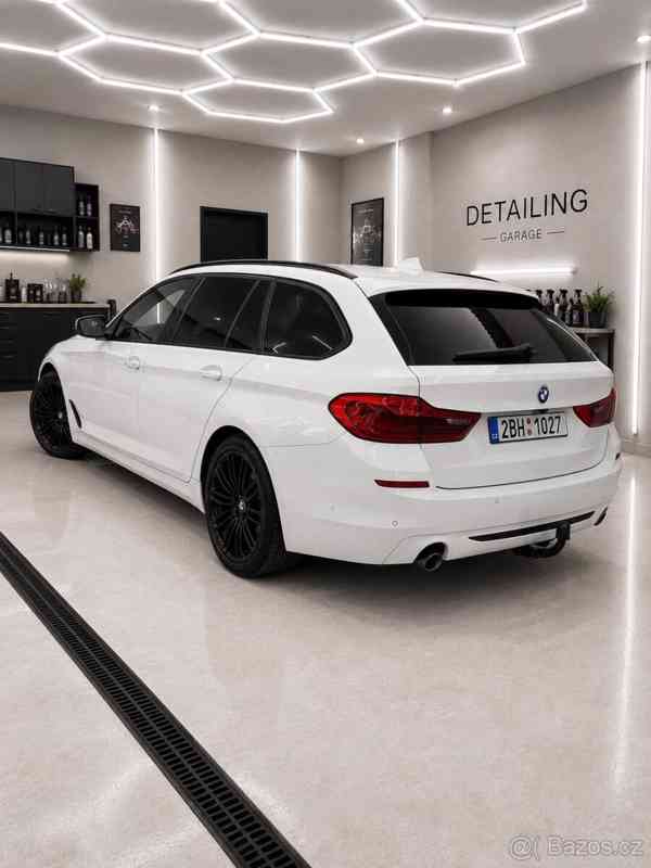 BMW Řada 5 3,0   G31 Sport Line — 195 kW — Adap - foto 4