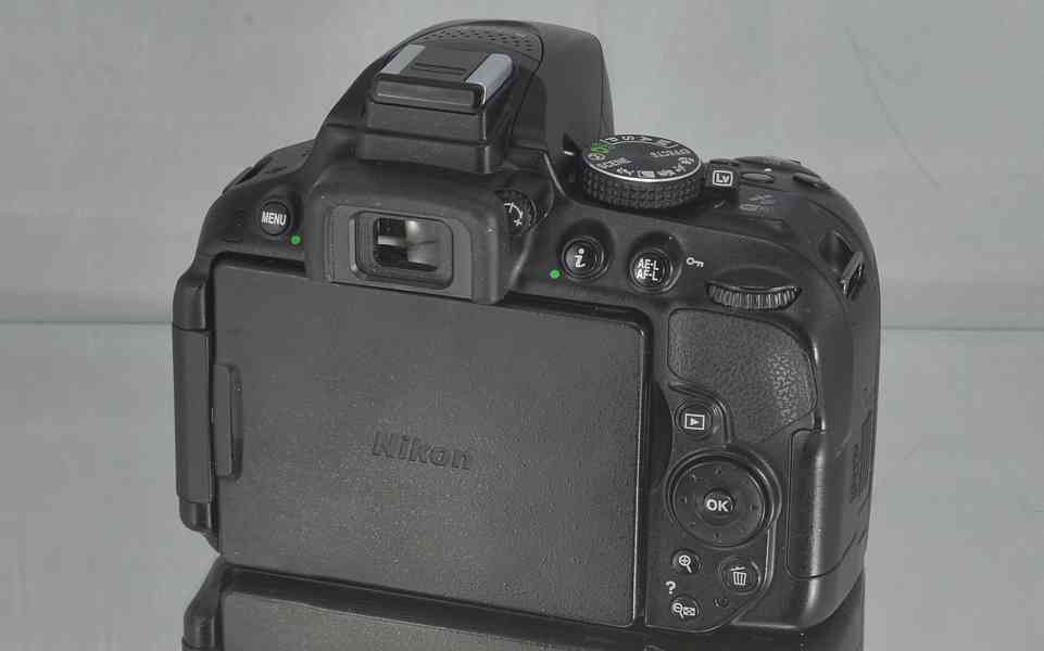 Nikon D5300+obj. 24,2MPix*Full HDV*Wi-Fi* 3200 Exp - foto 11