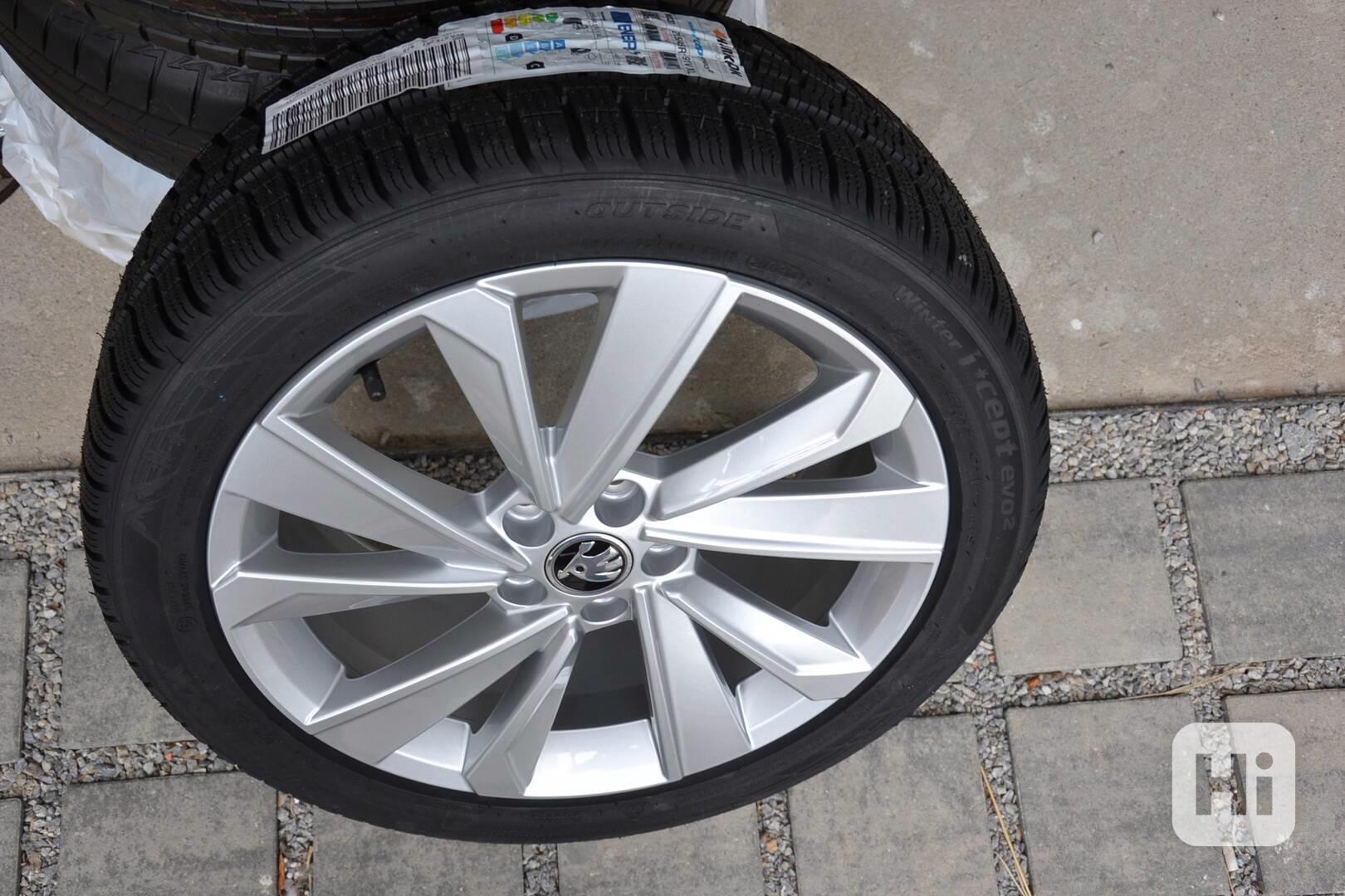 Š.Fabia IV/VW Polo.S.Ibiza -NOVÁ zimní ALU sada 215/45R17 - foto 1