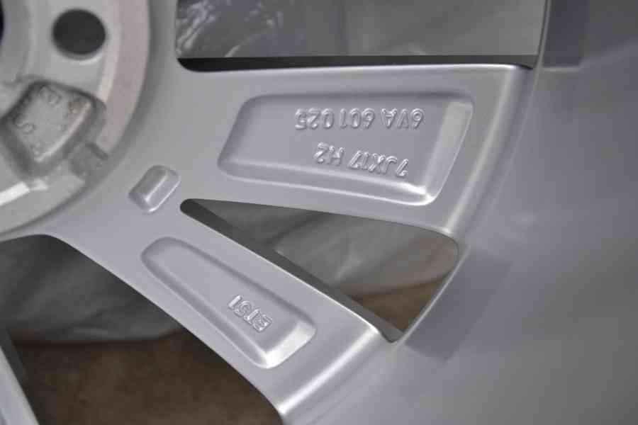 Š.Fabia IV/VW Polo.S.Ibiza -NOVÁ zimní ALU sada 215/45R17 - foto 6