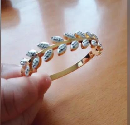 Dámský náramek chirurgická ocel pozlacena  - foto 2