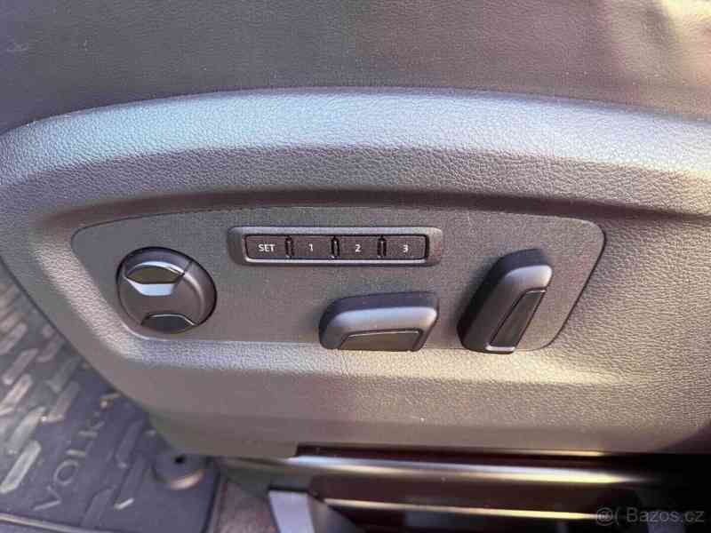 Volkswagen Multivan 2,0   HL BiTDI 4Motion, ČR - foto 11