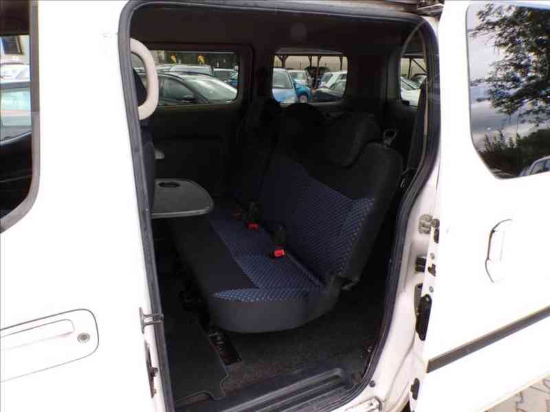 Nissan NV200 1,5 dCi Evalia,NAVI,TAŽ.ZAŘ.-Hned odjíždíte - foto 11