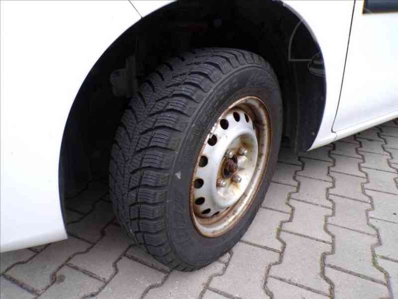 Nissan NV200 1,5 dCi Evalia,NAVI,TAŽ.ZAŘ.-Hned odjíždíte - foto 19