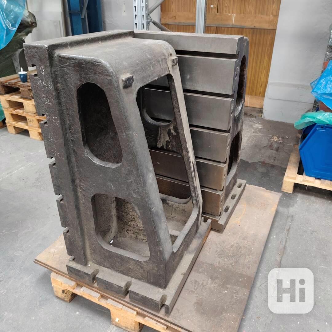 Podpěrné celolitinové úhelníky - foto 1