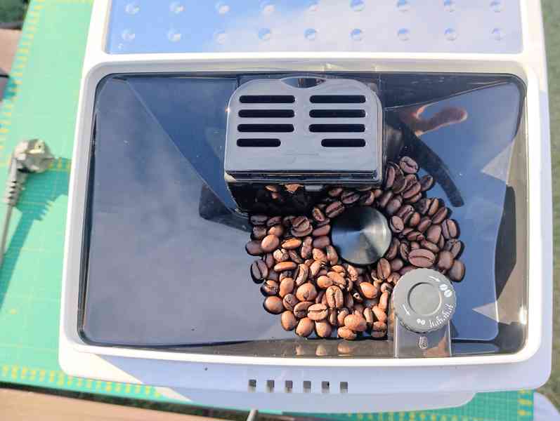 De'Longhi Magnifica S – jenom 3 měsíce v provozu + 50% sleva - foto 6