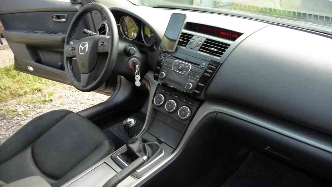 Mazda 6 MZR-CD 2,2 CiTD, 120kW, kom. 2011 nehavar.! - foto 12