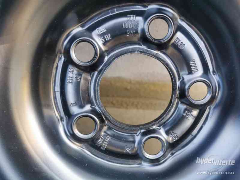 185/60R15 NOVÁ zimní pneu škoda fabia III rapid 5x100 6x15 - foto 8