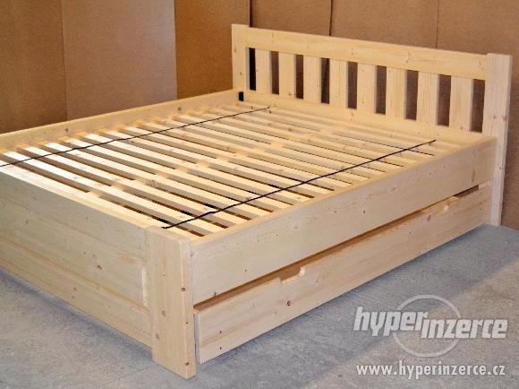 Dřevěná postel -dvojlůžko NOVÁ
