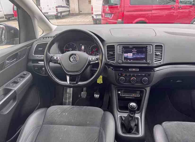 Volkswagen Sharan Highline 2.0 TDI 110kw - foto 11