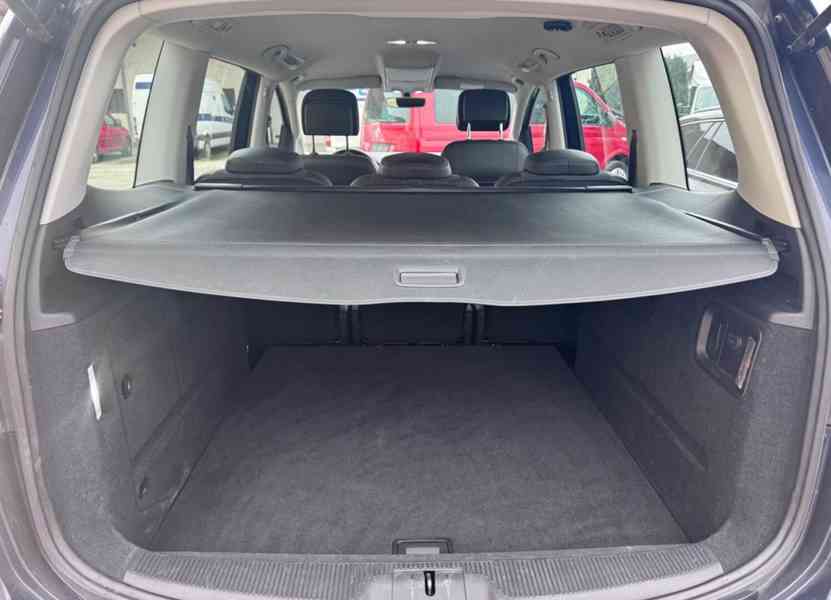Volkswagen Sharan Highline 2.0 TDI 110kw - foto 20