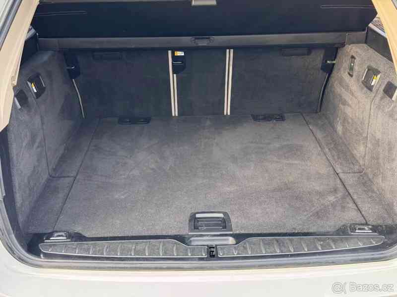BMW Řada 5 2,5   F11 525d xDrive kombi M-paket - foto 4