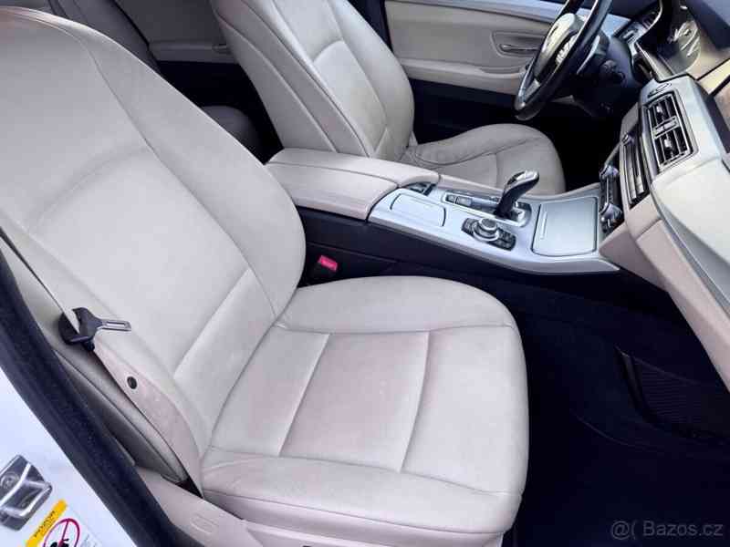 BMW Řada 5 2,5   F11 525d xDrive kombi M-paket - foto 19