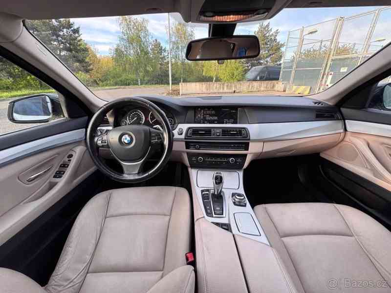 BMW Řada 5 2,5   F11 525d xDrive kombi M-paket - foto 15