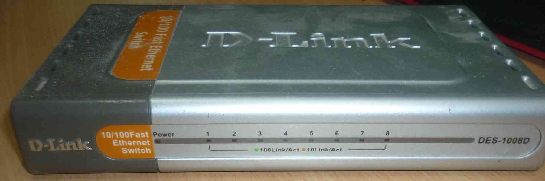 Switch D-Link DES 1008D