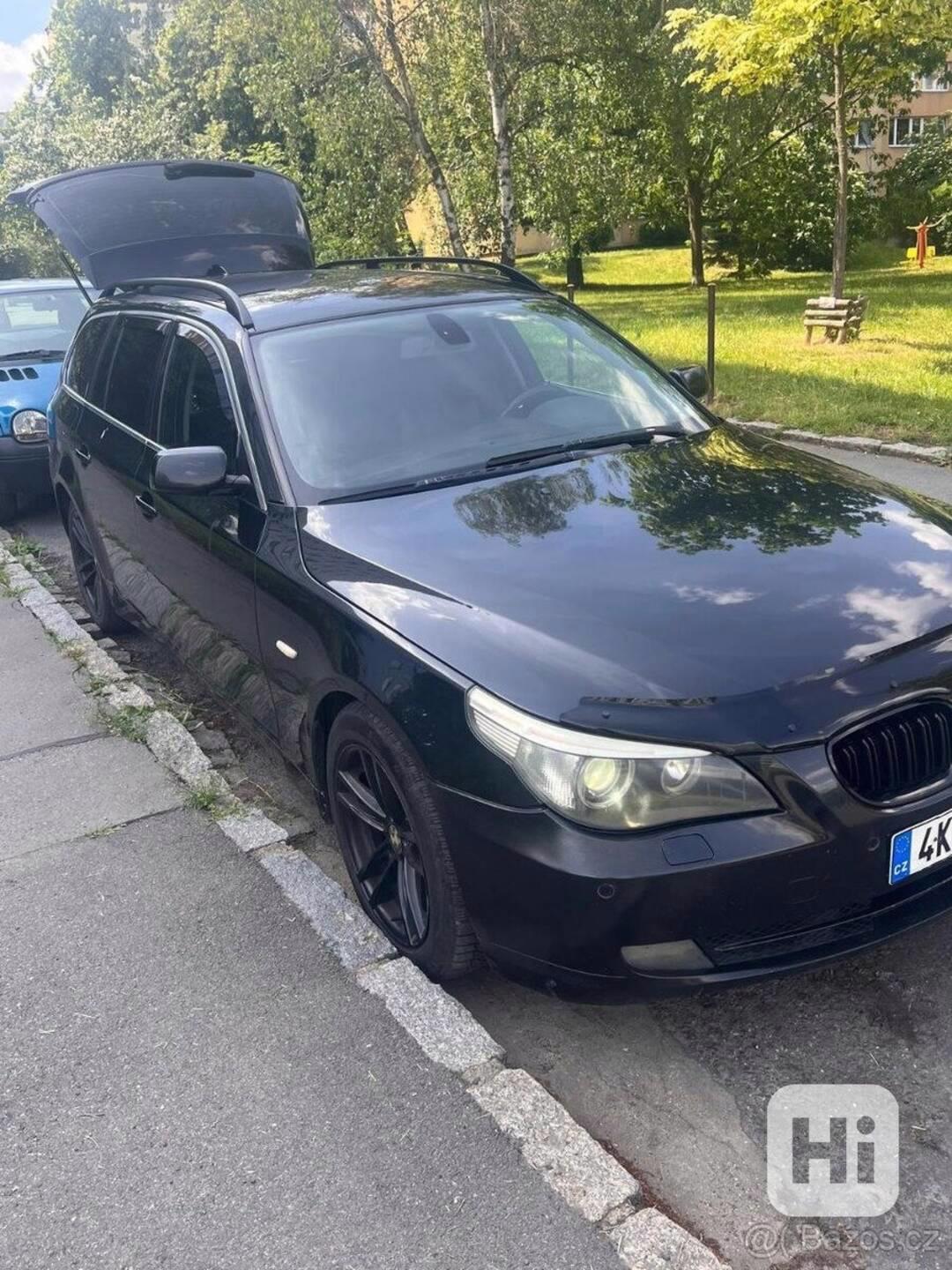 BMW Řada 5 3,0   530d - foto 1