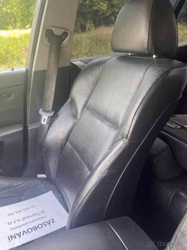 BMW Řada 5 3,0   530d - foto 12