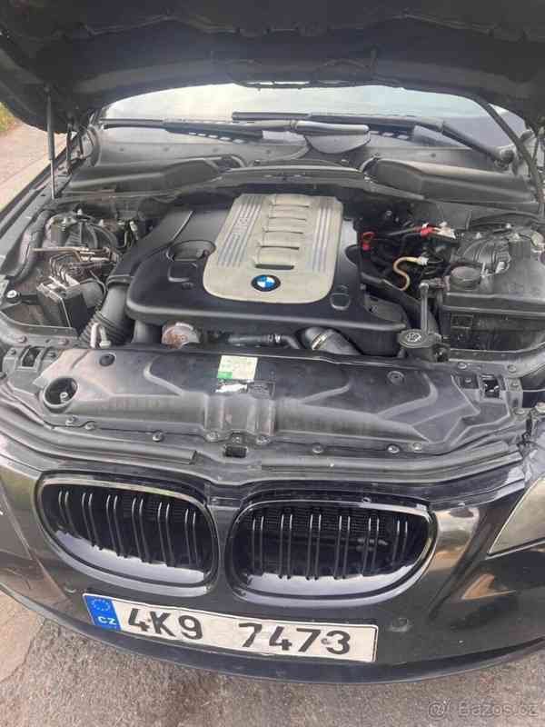 BMW Řada 5 3,0   530d - foto 15