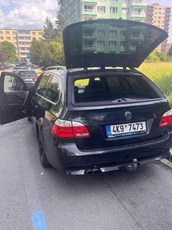 BMW Řada 5 3,0   530d - foto 9