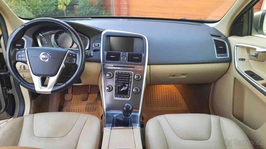Volvo XC60 2,0 FWD, 100kw,2014 - foto 11