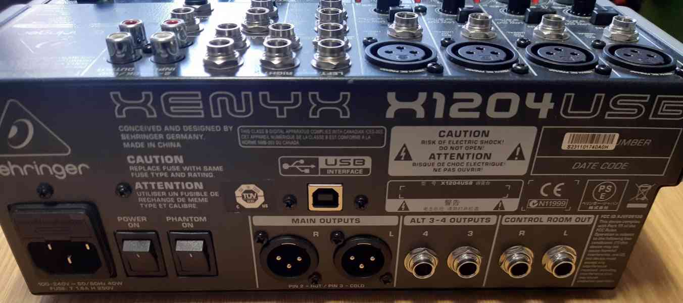 Mixpult Behringer XENYX X 1204 USB  - foto 2