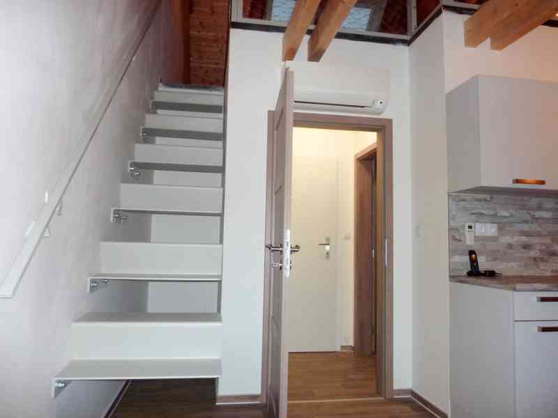 Pronájem bytu 2+kk Mikulov - foto 4