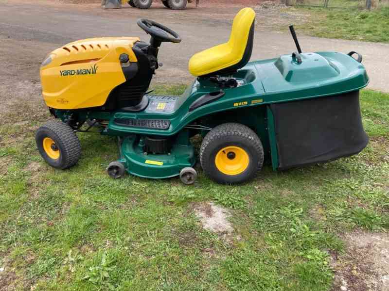 Zahradní traktor YardMan - foto 5