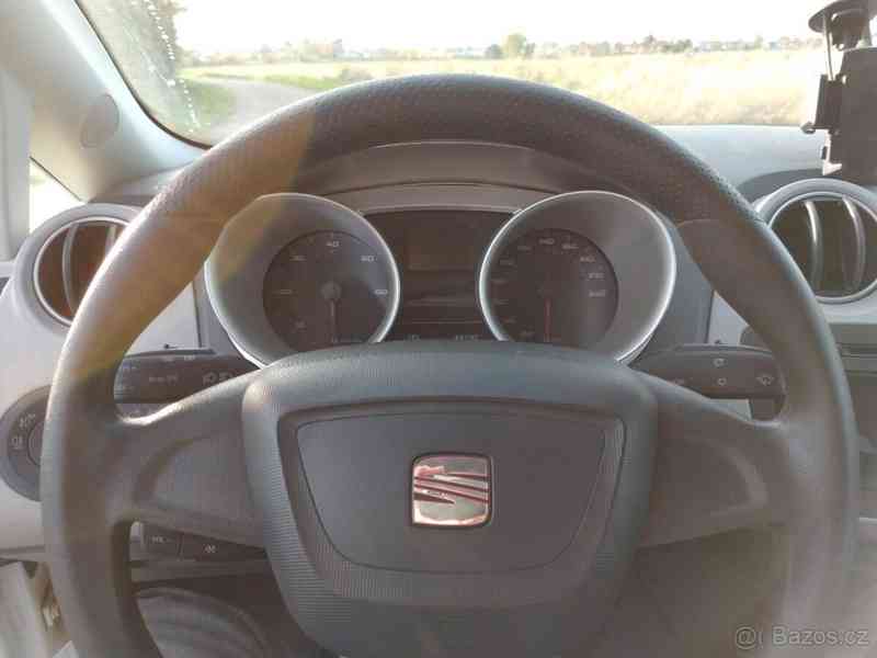 Seat Ibiza 1,4   Style po velkém servisu - foto 12