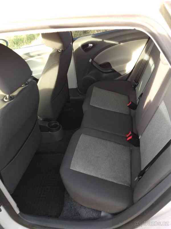 Seat Ibiza 1,4   Style po velkém servisu - foto 10