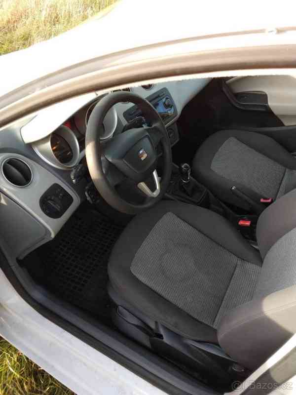Seat Ibiza 1,4   Style po velkém servisu - foto 11