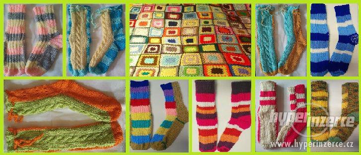Ručně pletené vlněné ponožky