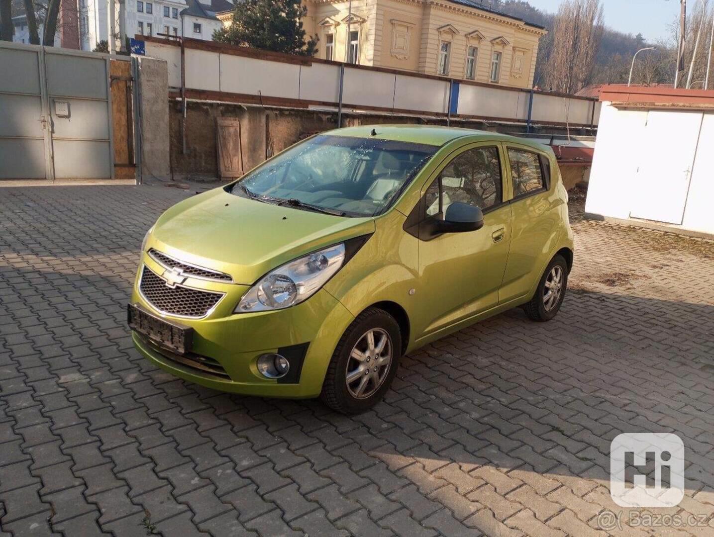 Chevrolet Spark 1,0 - foto 1