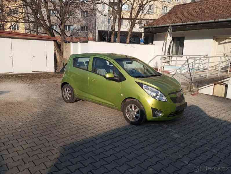 Chevrolet Spark 1,0 - foto 2