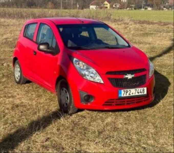 Chevrolet Spark 1,0 - foto 7