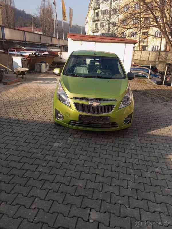 Chevrolet Spark 1,0 - foto 6