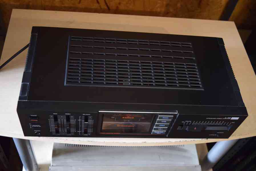 SANSUI A-700 VÝBORNÝ STEREO ZESILOVAČ !! - foto 5