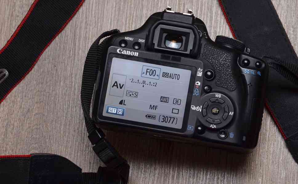 Canon EOS 500D *DSLR*15.1MPix Full HDV 12800 Exp. - foto 4